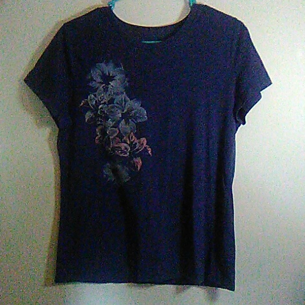 Graphic tee (women's fit)